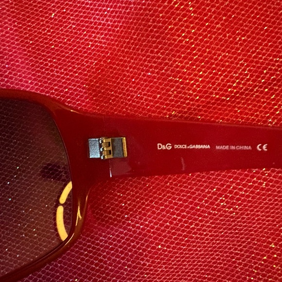 D & G bling letters  Stylish Red Sunglasses - Picture 3 of 4